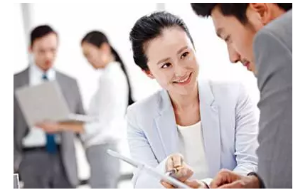 发起人协议与公司章程冲突时,以什么为准?